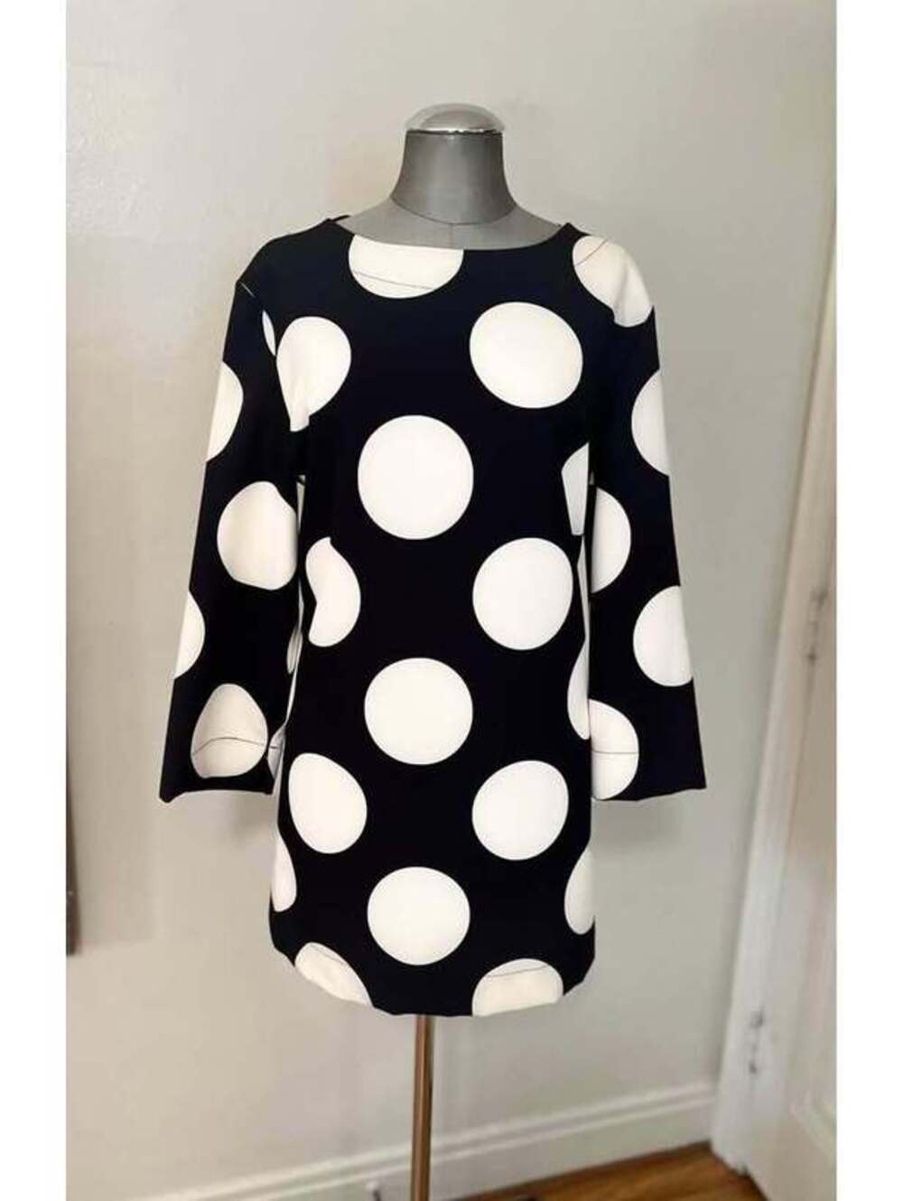 Kaos Dress *NEW Fits 8-10-12 IT 46